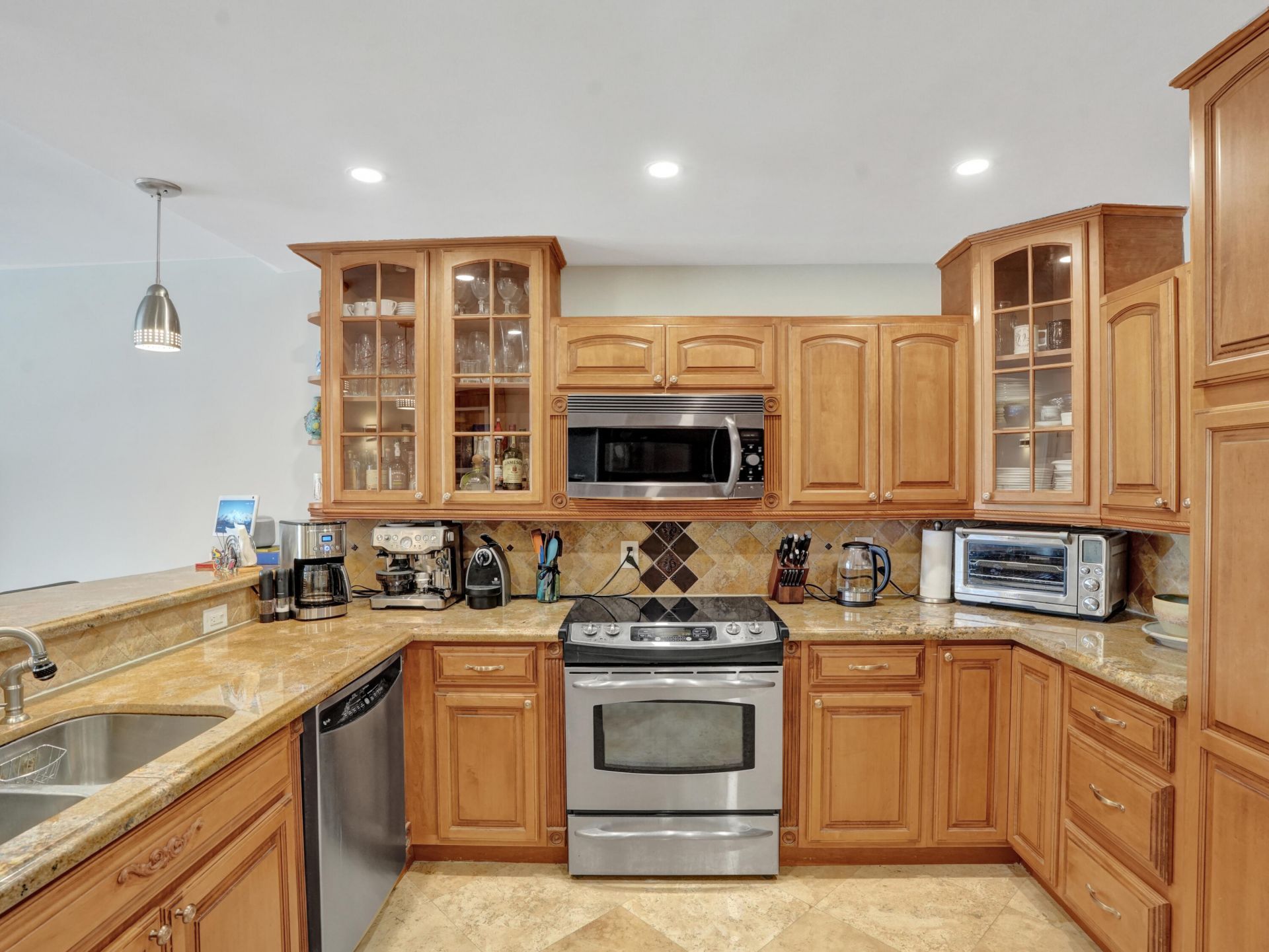 3050 NE 47th Court, Unit 305, Fort Lauderdale, FL 33308 Photo