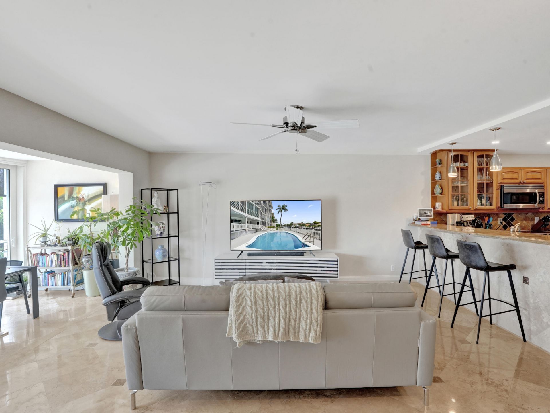 3050 NE 47th Court, Unit 305, Fort Lauderdale, FL 33308 Photo