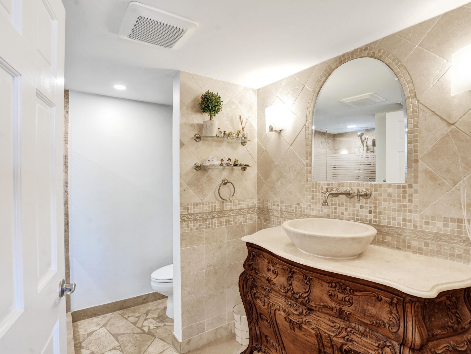 3050 NE 47th Court, Unit 305, Fort Lauderdale, FL 33308 Photo