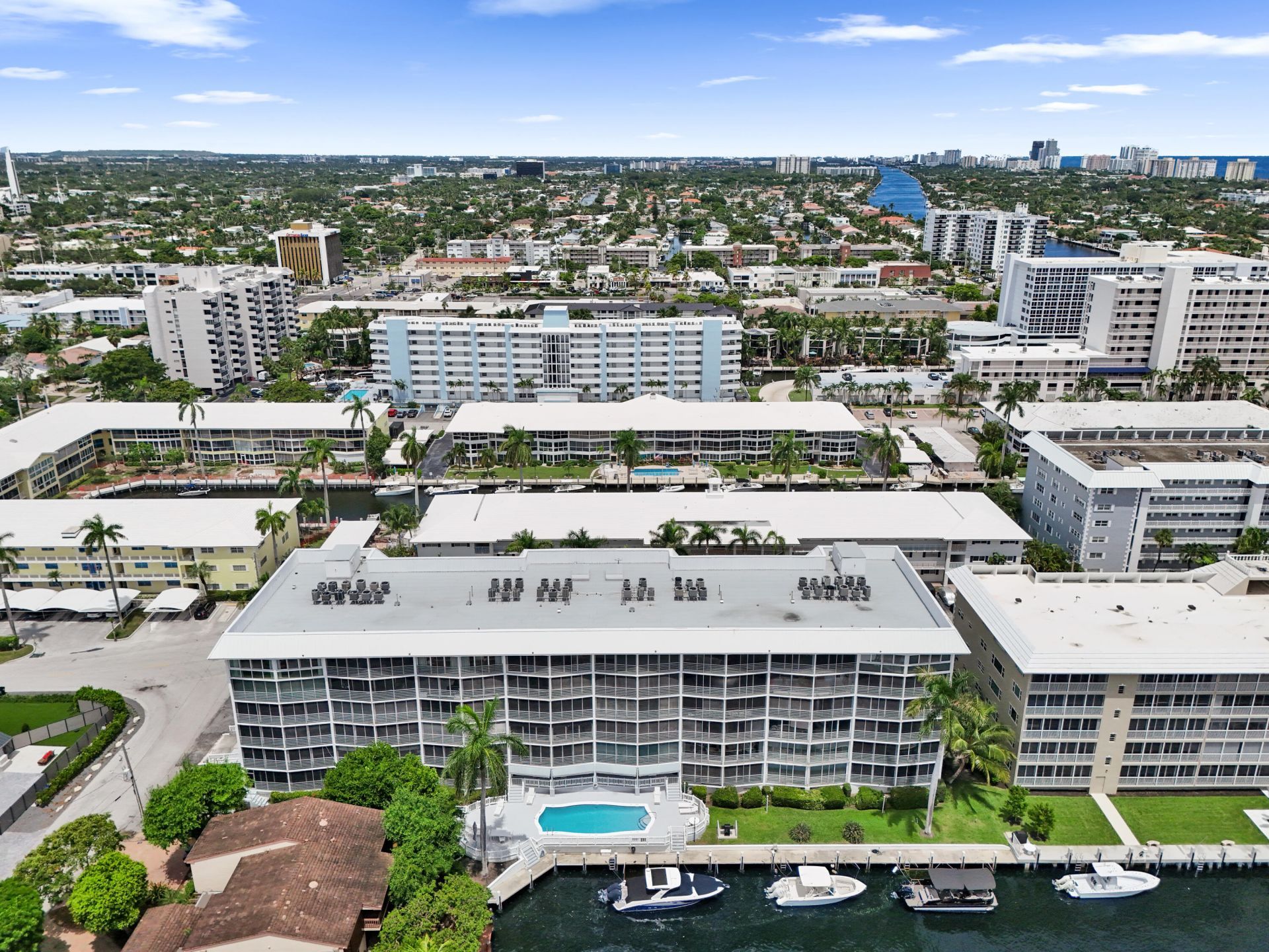 3050 NE 47th Court, Unit 305, Fort Lauderdale, FL 33308 Photo
