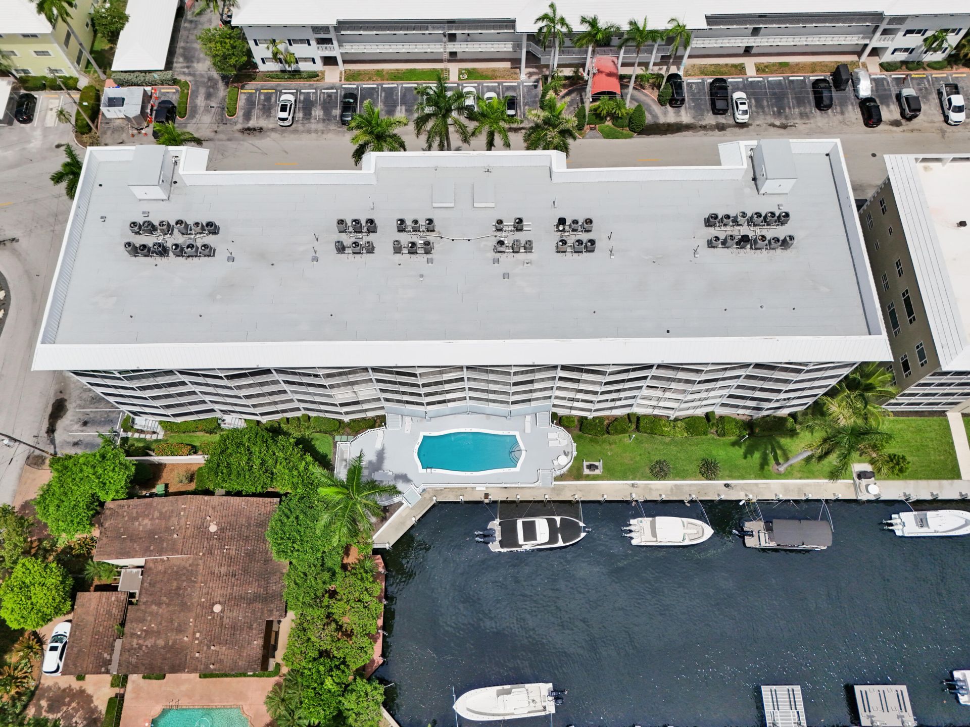 3050 NE 47th Court, Unit 305, Fort Lauderdale, FL 33308 Photo