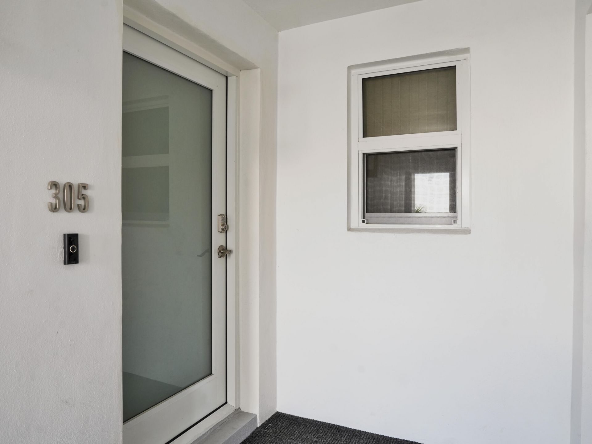 3050 NE 47th Court, Unit 305, Fort Lauderdale, FL 33308 Photo