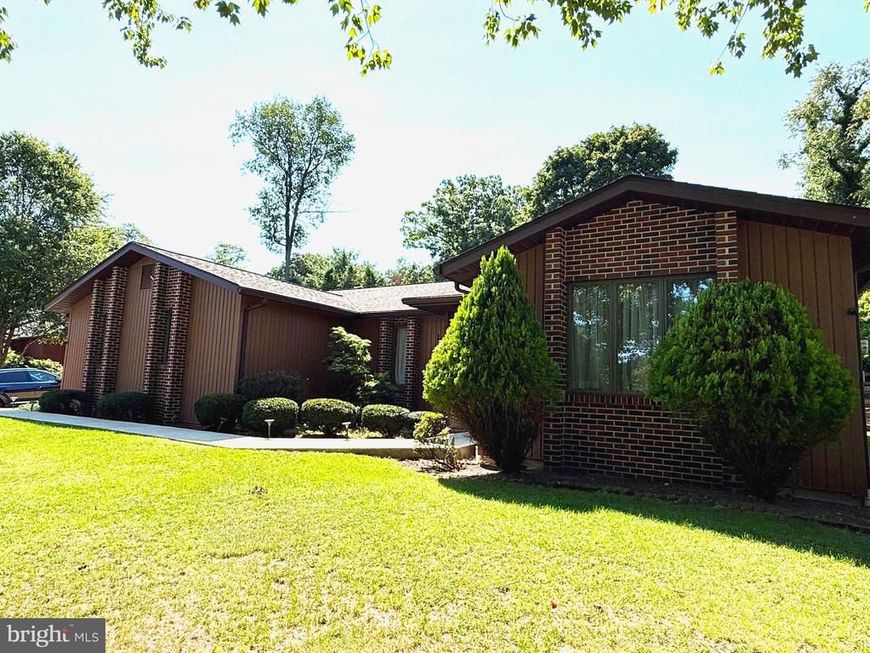 107 Deborah Drive, Wyomissing, PA 19610 Main Photo