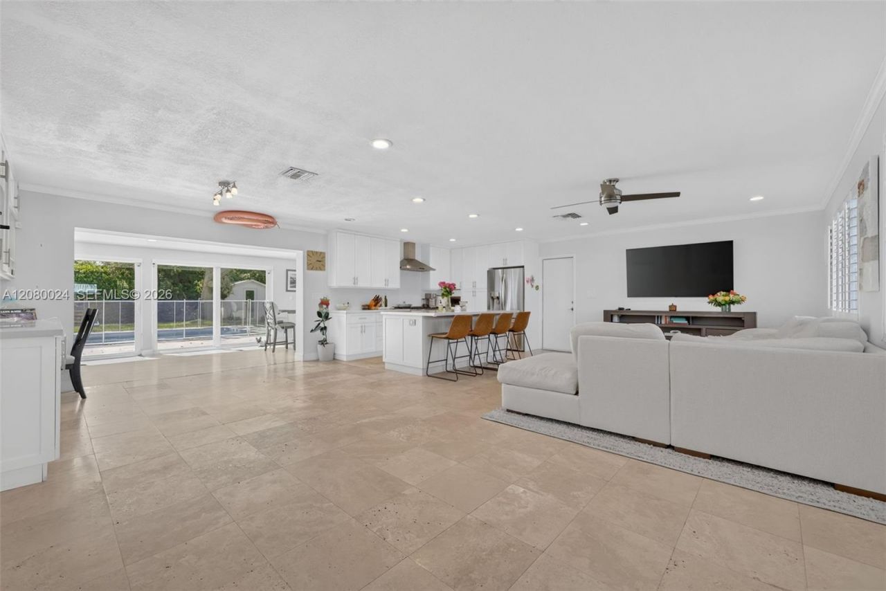 14220 SW 86th Ave, Palmetto Bay, FL 33158 Photo