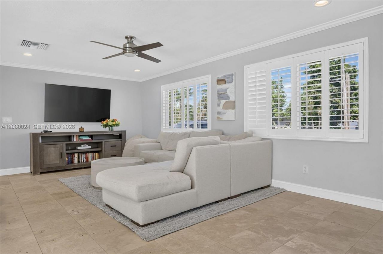 14220 SW 86th Ave, Palmetto Bay, FL 33158 Photo