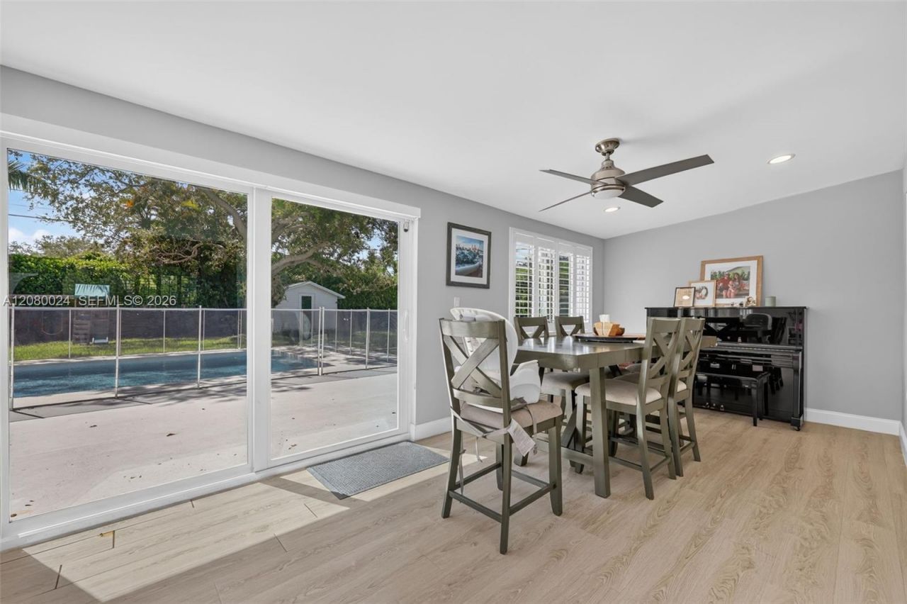14220 SW 86th Ave, Palmetto Bay, FL 33158 Photo