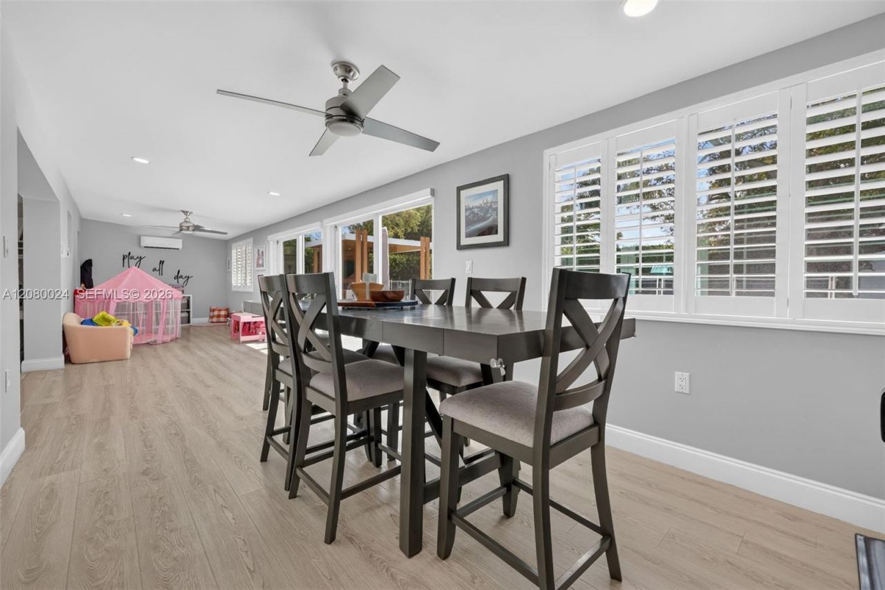 14220 SW 86th Ave, Palmetto Bay, FL 33158 Photo