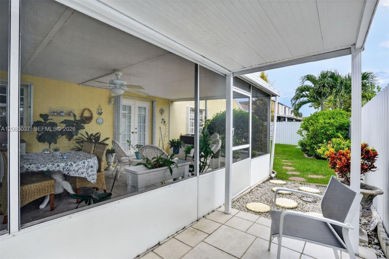15421 SW 144th Ct , Miami, FL 33177 Photo