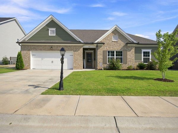 31 Winchester Drive, Rossville, GA 30741