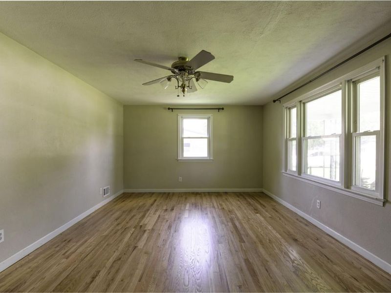 233 Leonard Street, West Liberty, OH 43357 Photo 10