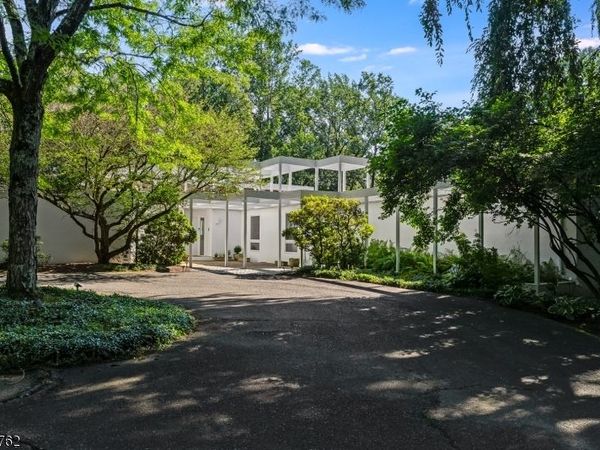 297 Hardscrabble Rd, Bernardsville, NJ 07924