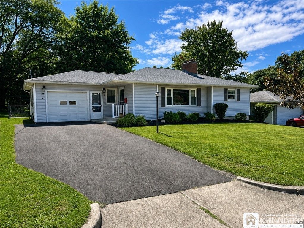 15 Hilldale Avenue , Jamestown, NY 14701 Main Photo