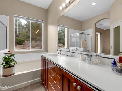 17745 Thunder River Drive, Reno, NV 89508 Photo