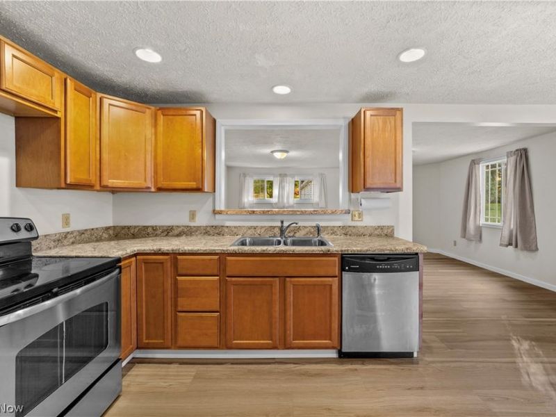 1744 Westwood Drive, Twinsburg, OH 44087 Photo 9