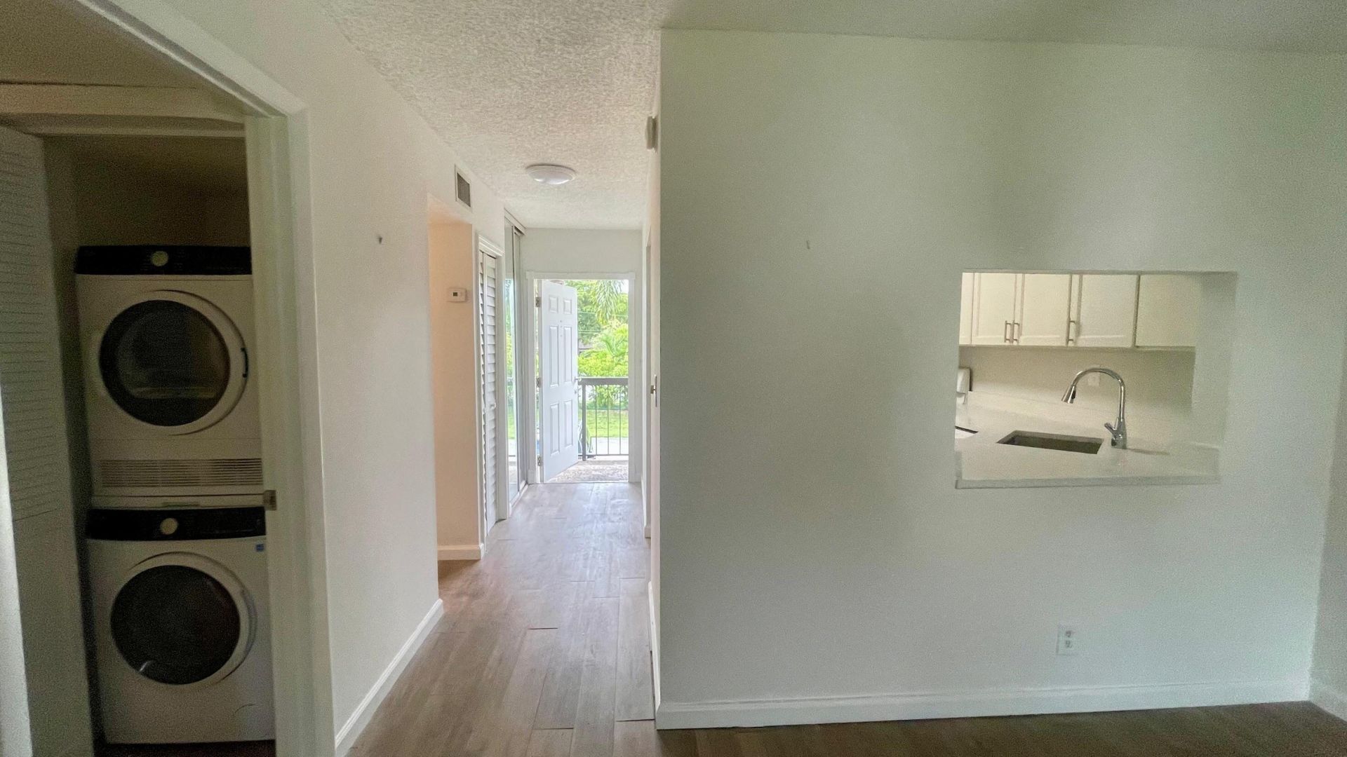 1801 NW 75th Avenue, Unit 211, Plantation, FL 33313 Photo