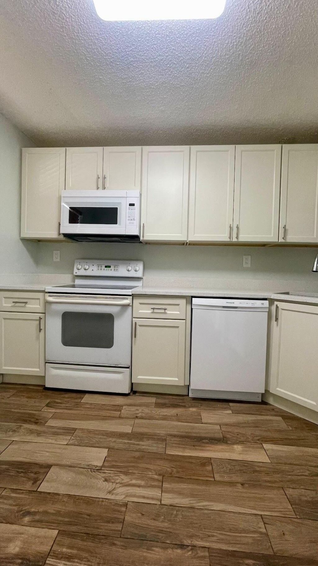 1801 NW 75th Avenue, Unit 211, Plantation, FL 33313 Photo