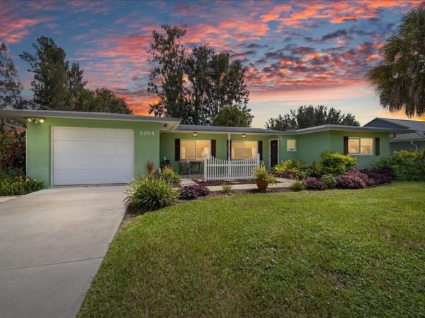 5904 Killarney Avenue, Fort Pierce, FL 34951