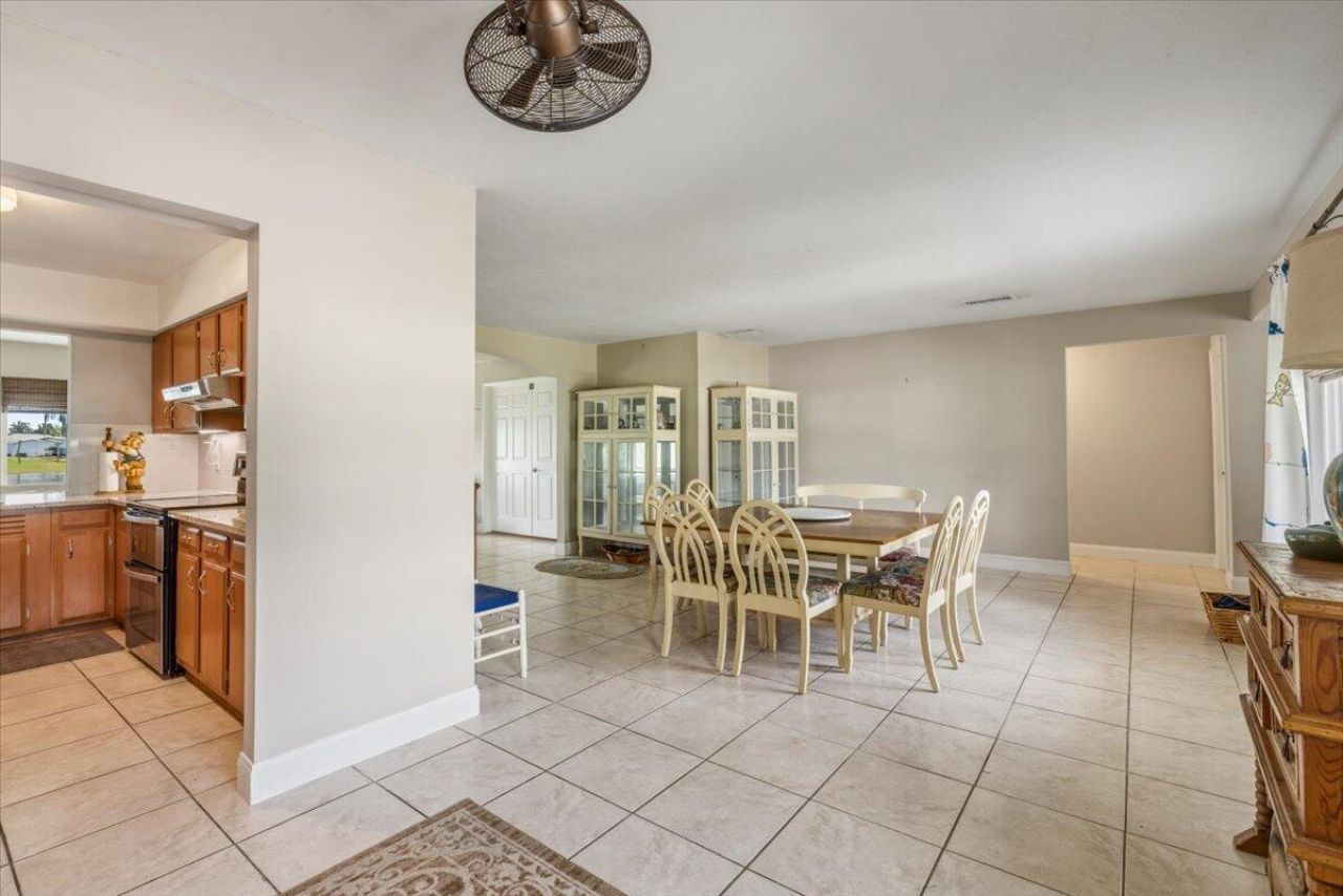 5904 Killarney Avenue, Fort Pierce, FL 34951 Photo