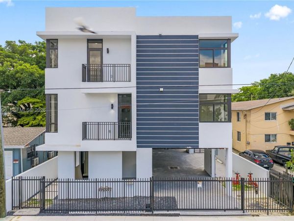526 SW 2nd St , Unit 1, Miami, FL 33130