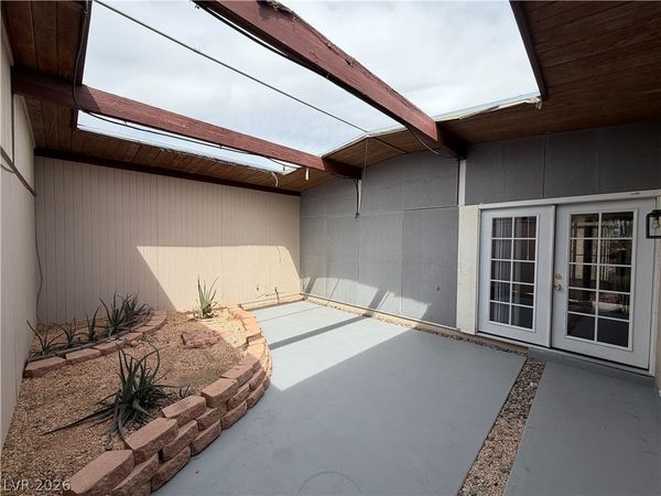 4512 Exposition Avenue , Las Vegas, NV 89102