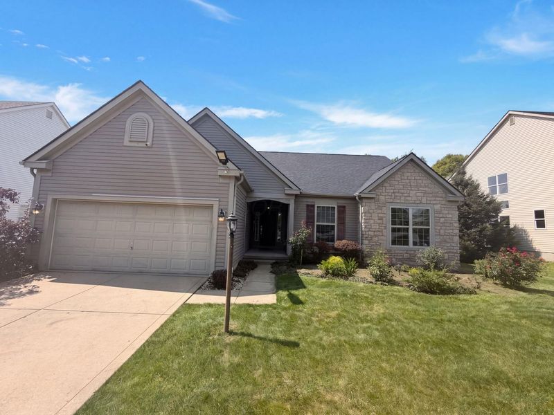 8171 Shady Maple Drive , Canal Winchester, OH 43110 Photo 1