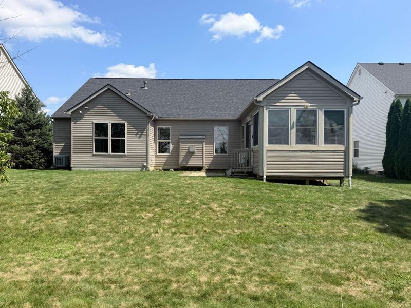 8171 Shady Maple Drive , Canal Winchester, OH 43110 Photo 5