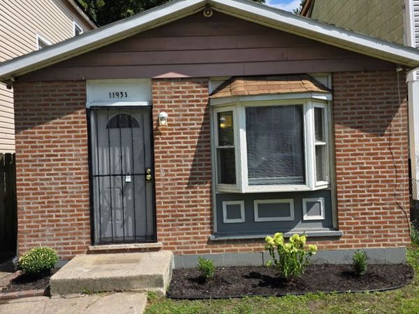 11935 S Wallace Street , Chicago, IL 60628