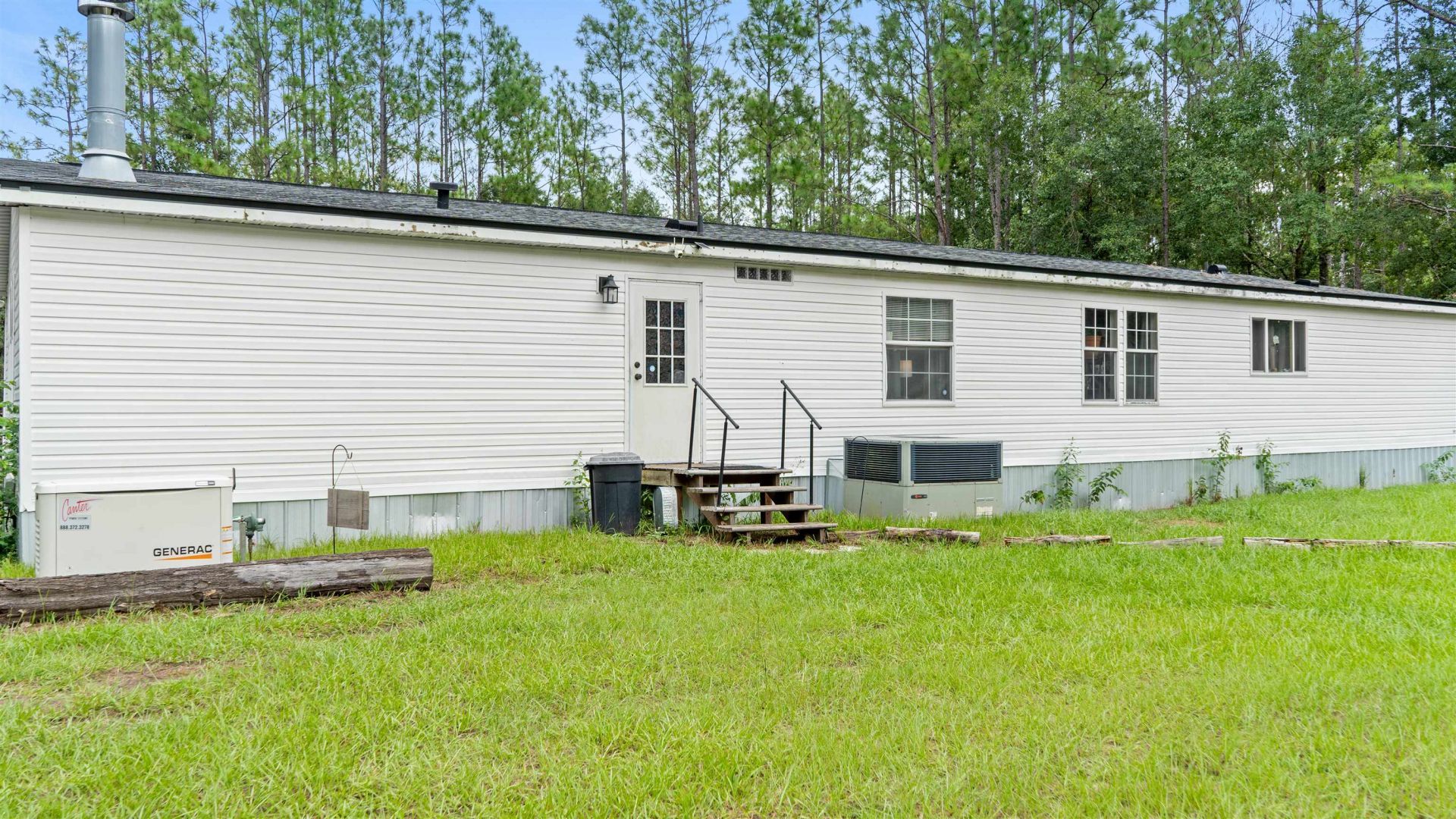 780 NE Condurango Lane, Lee, FL 32059 Photo