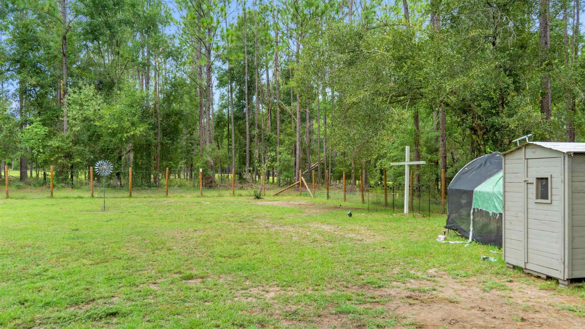 780 NE Condurango Lane, Lee, FL 32059 Photo