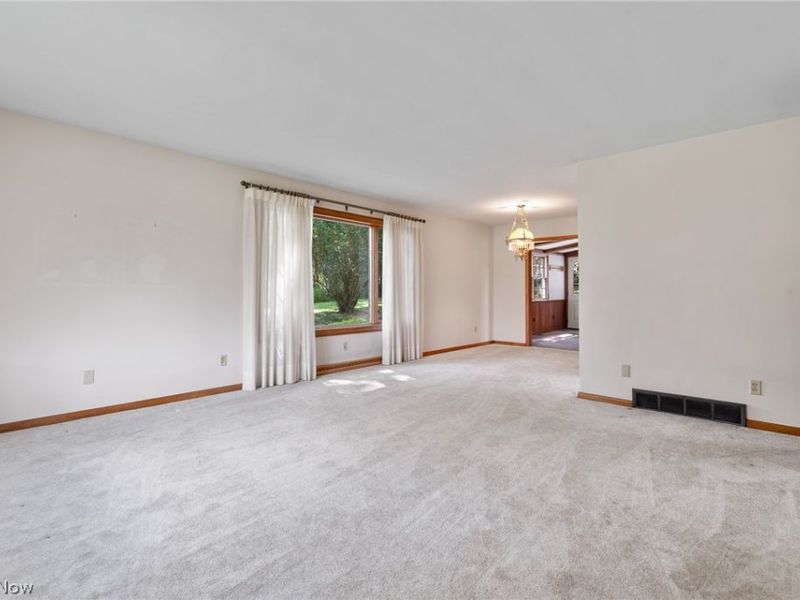 1375 Schrader Road, North Lawrence, OH 44666 Photo 14