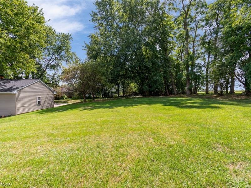 1375 Schrader Road, North Lawrence, OH 44666 Photo 34