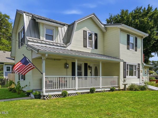 340 E 5th Street, Perrysburg, OH 43551