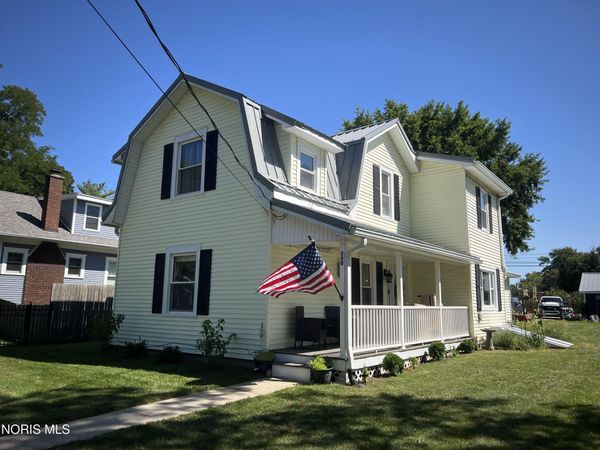 340 E 5th Street , Perrysburg, OH 43551