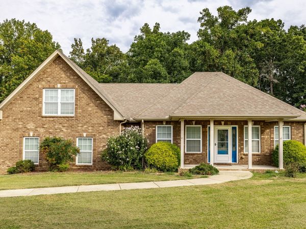 1364 Eastland Dr , Ashland City, TN 37015