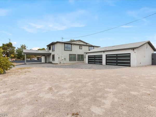 7061 S Valley View Boulevard, Las Vegas, NV 89118