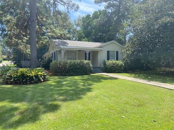 1800 1st Terrace, Hattiesburg, MS 39401