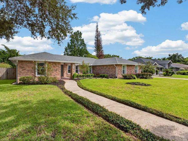992 SLEEPING ROCK COURT , WINTER SPRINGS, FL 32708