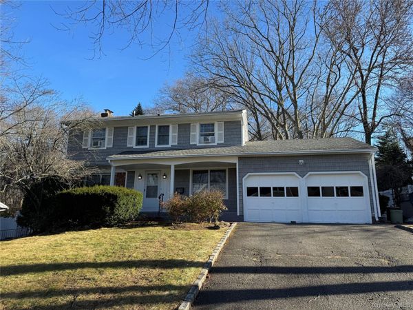23 Jerome Road , Syosset, NY 11791