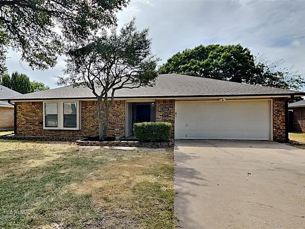 1916 Sharon Drive, Corinth, TX 76210