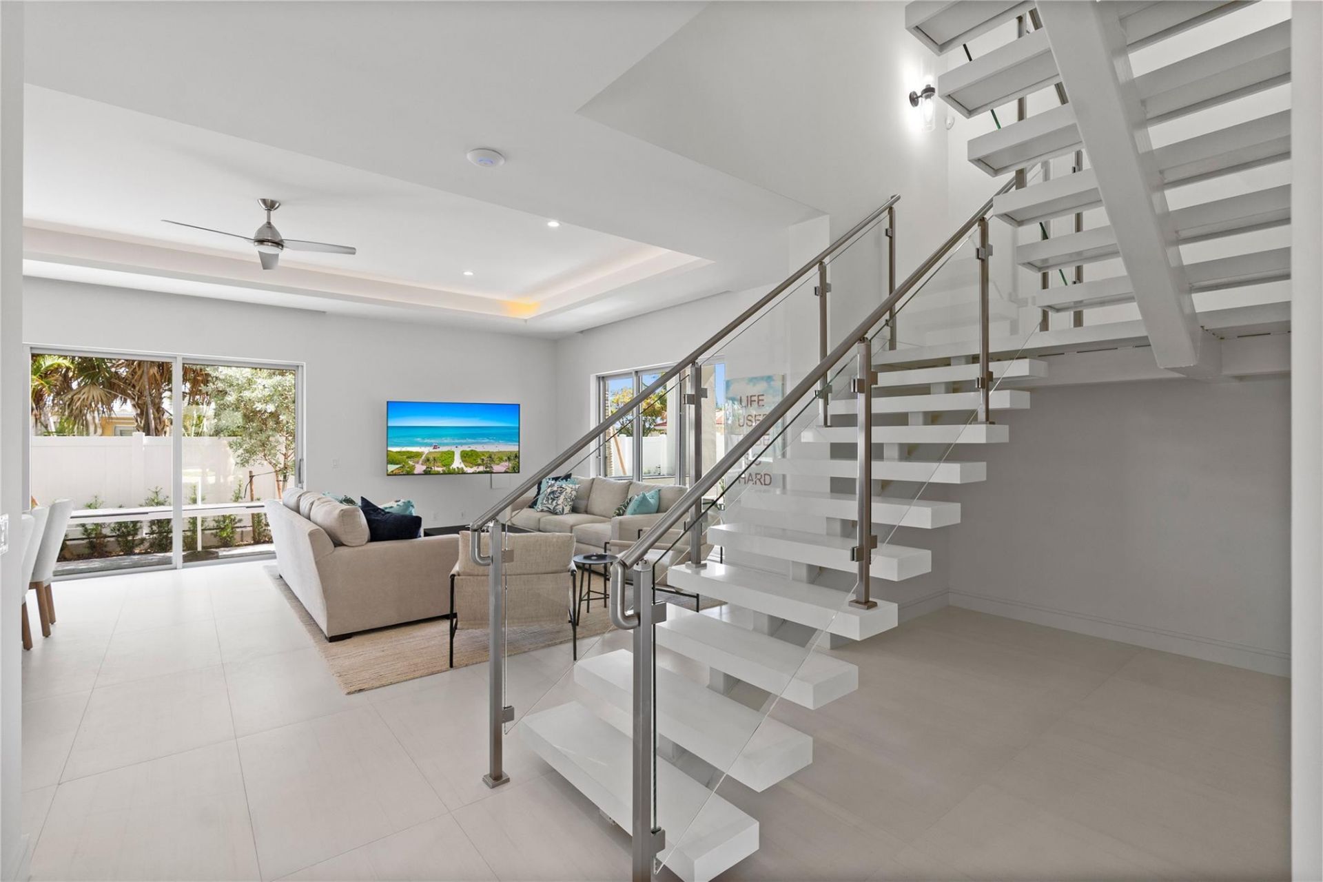 221 Shore Court, Lauderdale by the Sea, FL 33308 Photo
