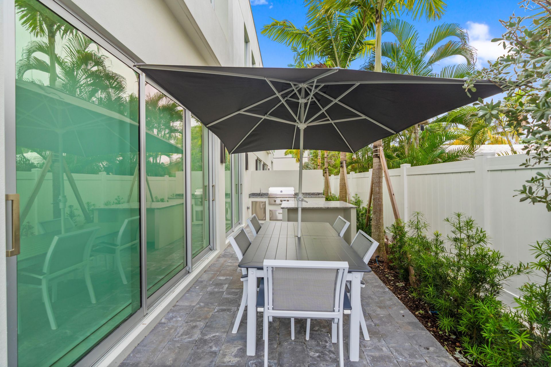 221 Shore Court, Lauderdale by the Sea, FL 33308 Photo