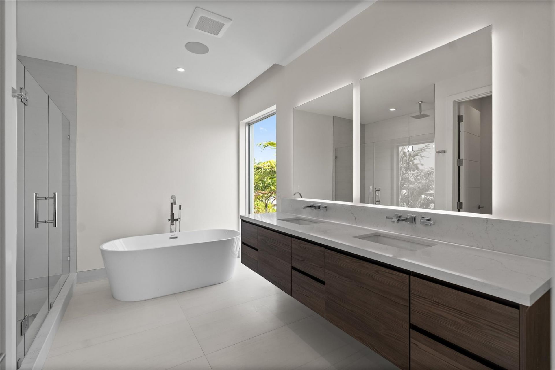 221 Shore Court, Lauderdale by the Sea, FL 33308 Photo