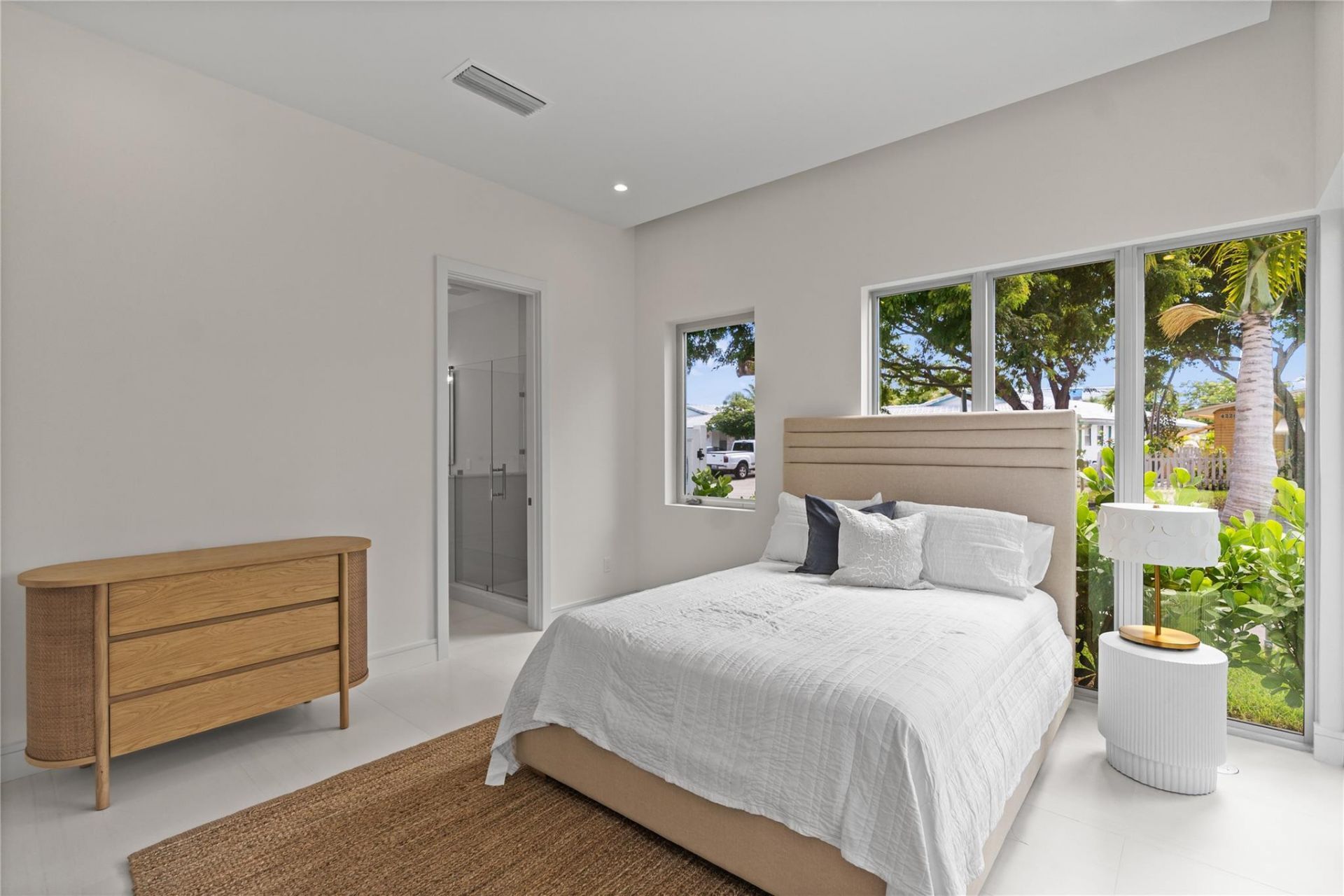221 Shore Court, Lauderdale by the Sea, FL 33308 Photo
