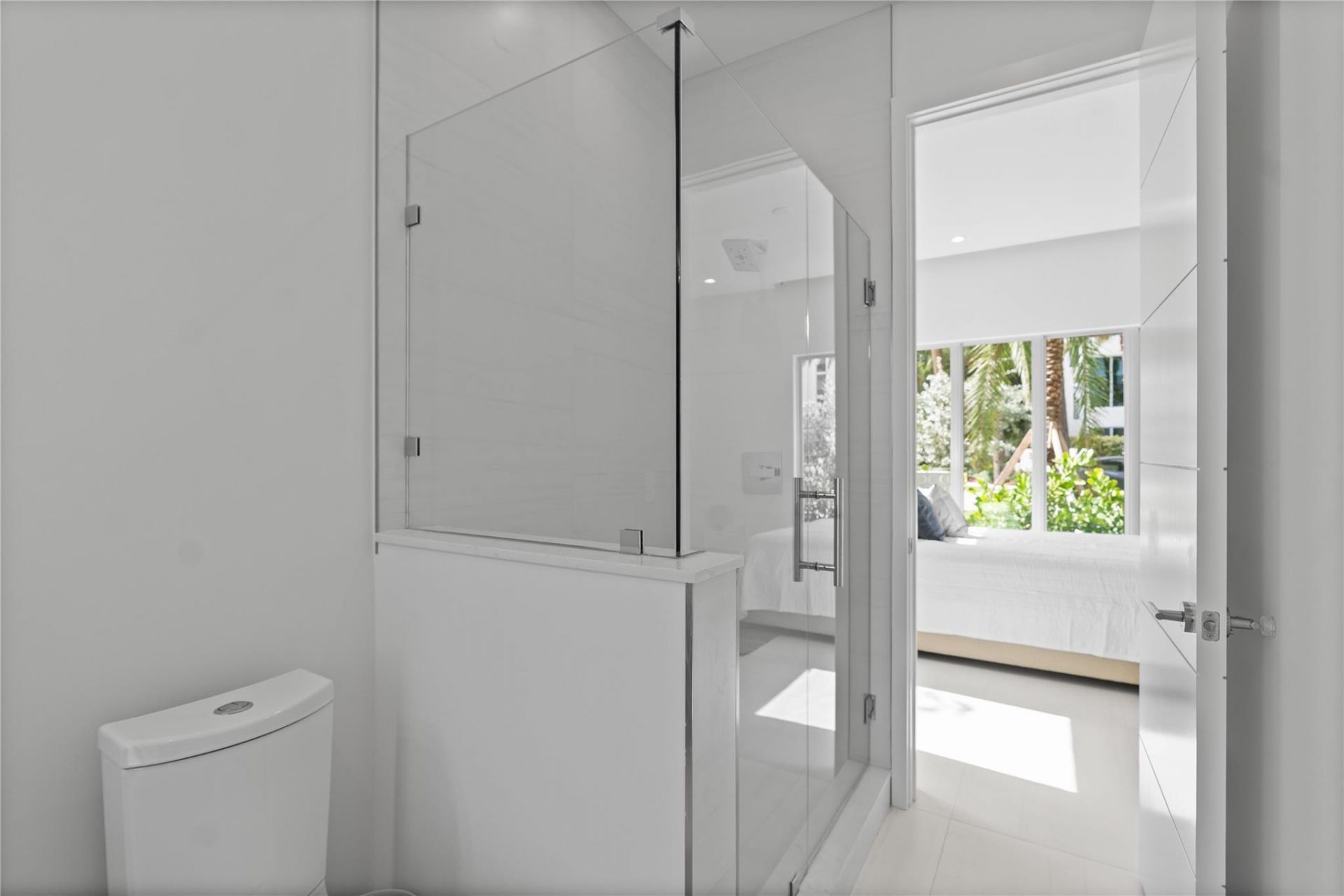 221 Shore Court, Lauderdale by the Sea, FL 33308 Photo