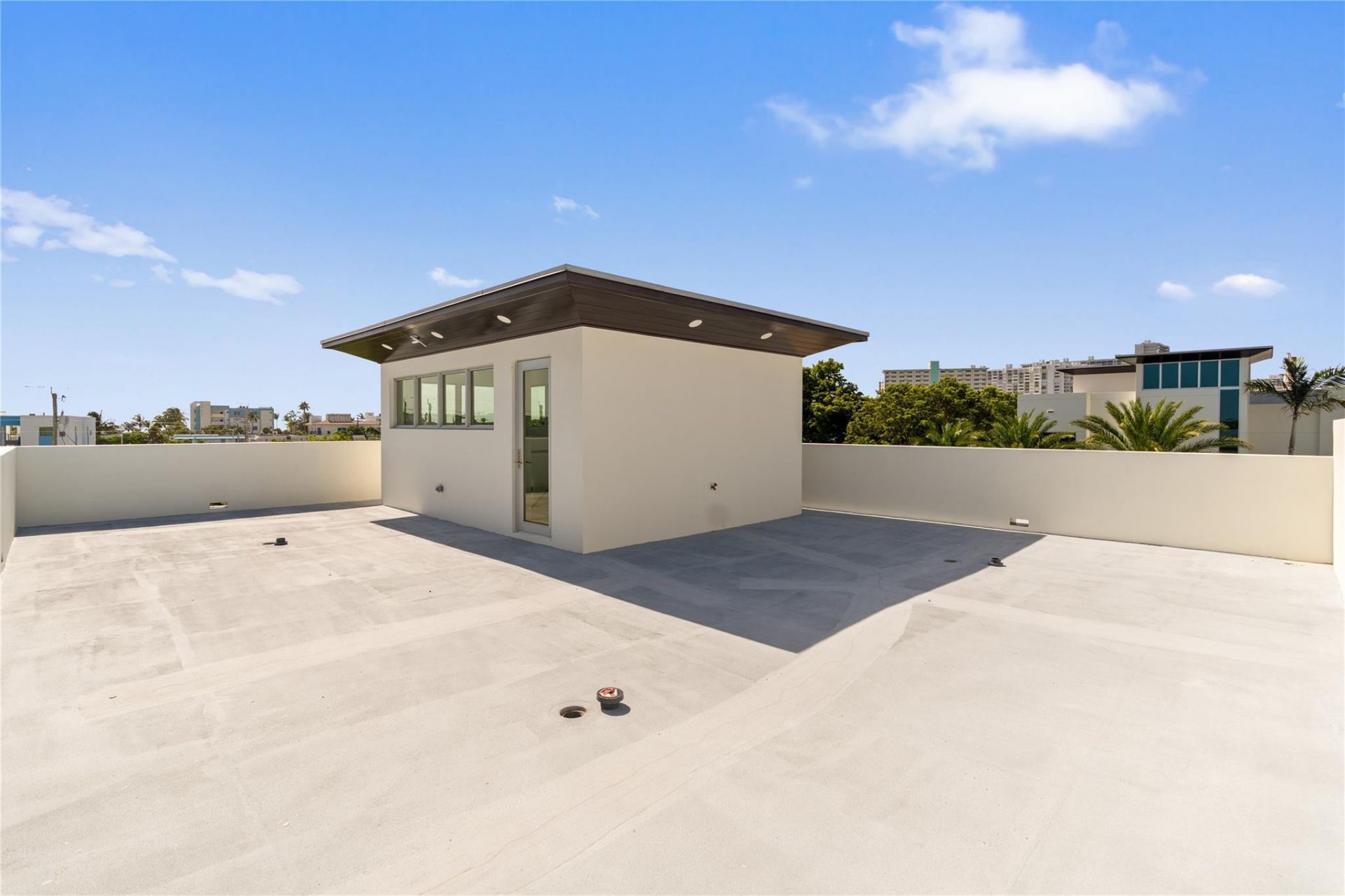 221 Shore Court, Lauderdale by the Sea, FL 33308 Photo