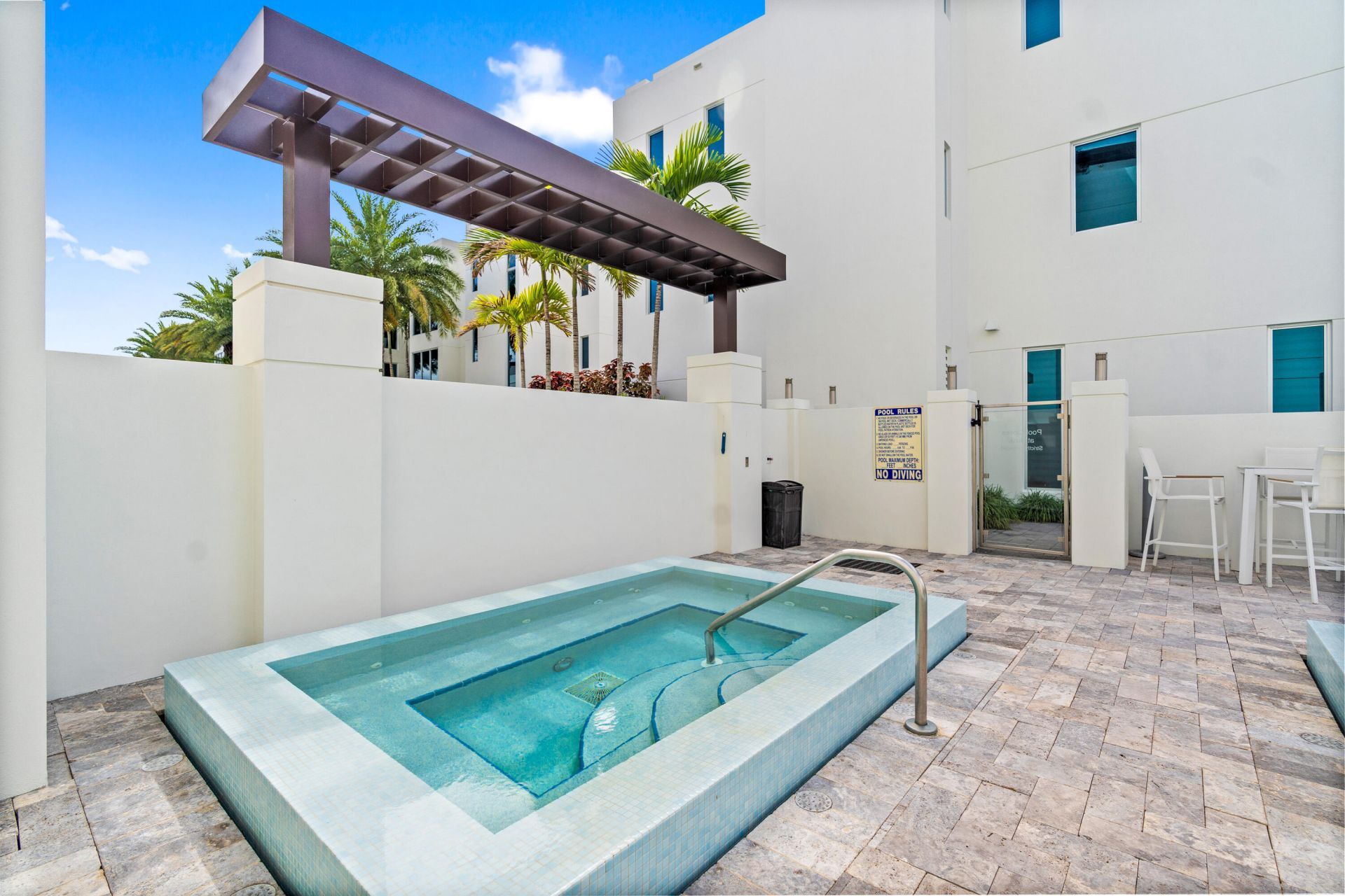221 Shore Court, Lauderdale by the Sea, FL 33308 Photo