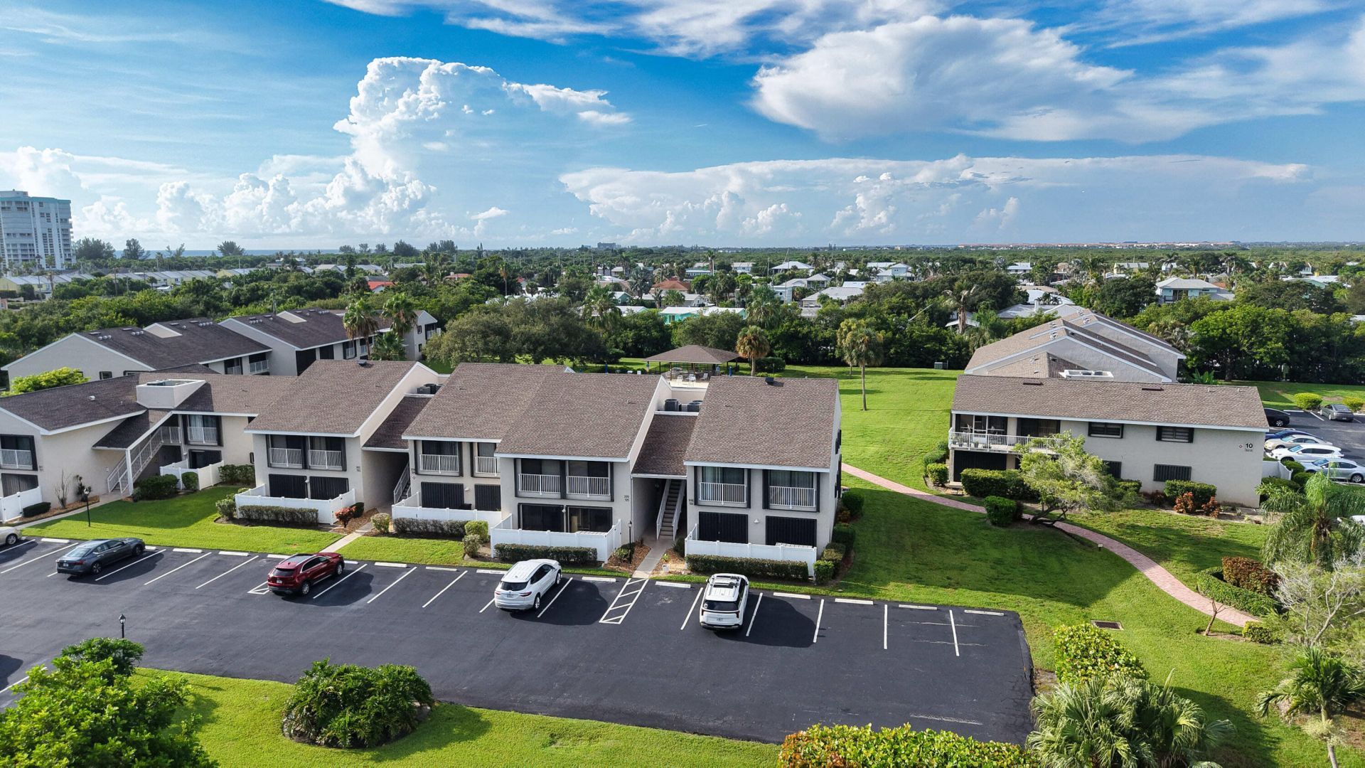 3209 S Lakeview Circle, Unit 8105, Hutchinson Island, FL 34949 Photo