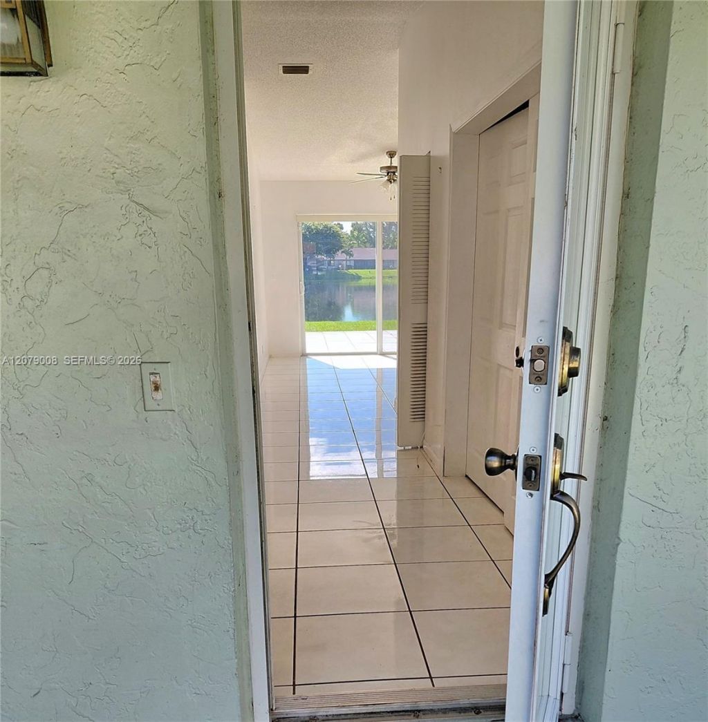 16 Camden Ln, Boynton Beach, FL 33426 Photo