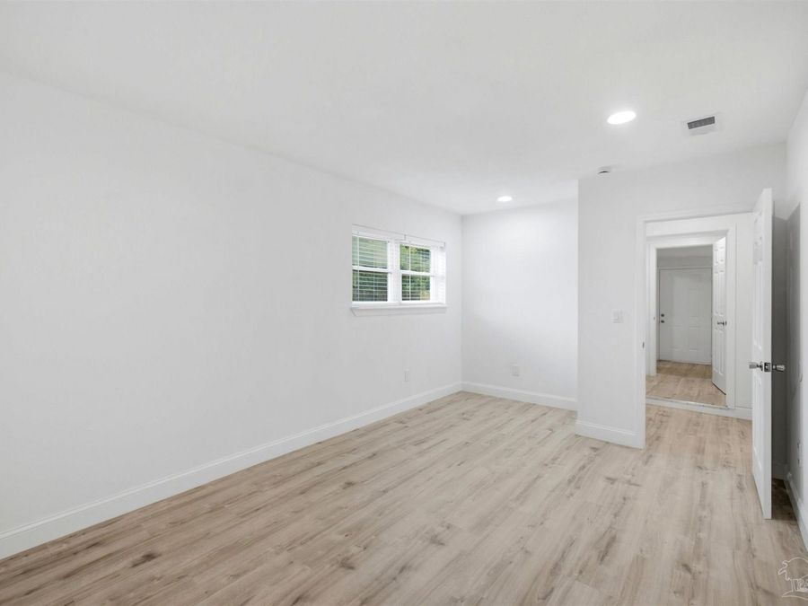 Property Image 68