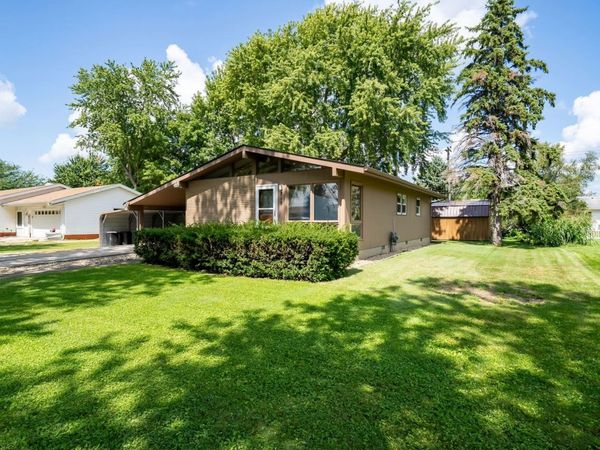 319 E Elm Street , Piper City, IL 60959